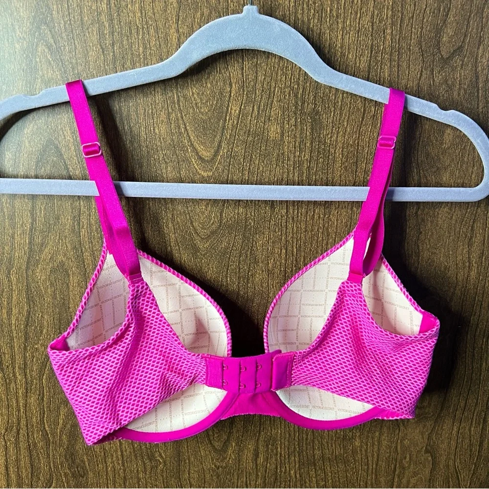 NWOT Victoria's Secret Uplift Semi Demi Multiway T-Shirt Bra Pink fish net 32DD
